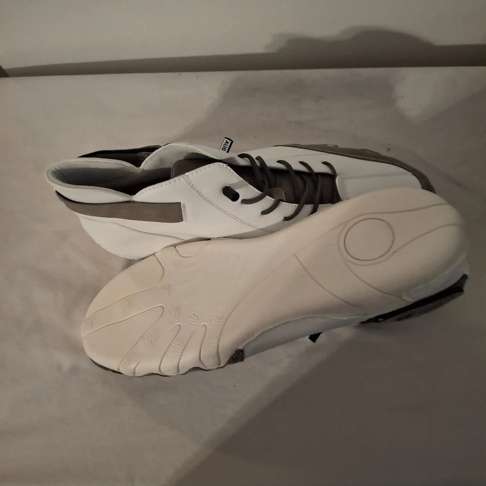 Men's LQEBK White and Gray Athletic Shoes
